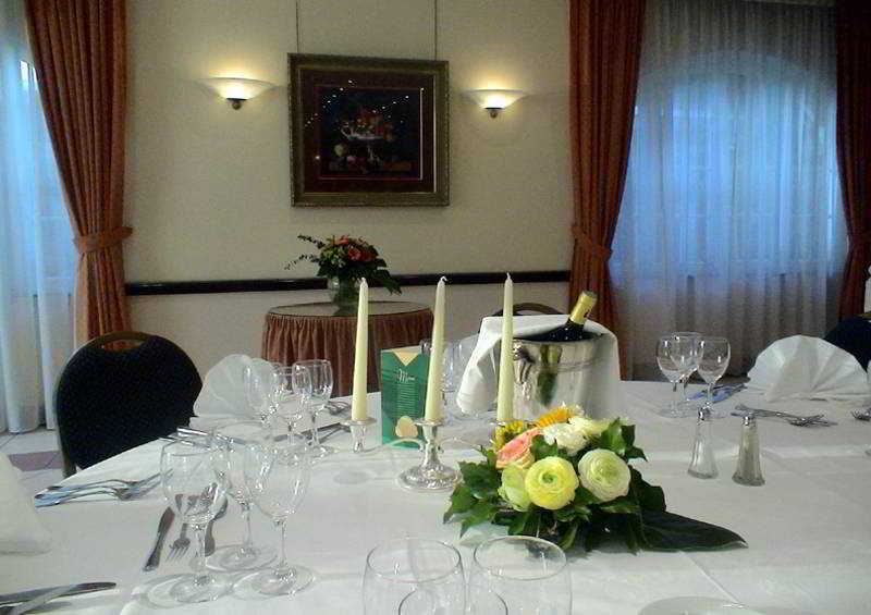 Mercure Paris Ouest Germain
